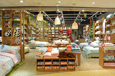 超市枕頭家居用品銷售策略與市場洞察