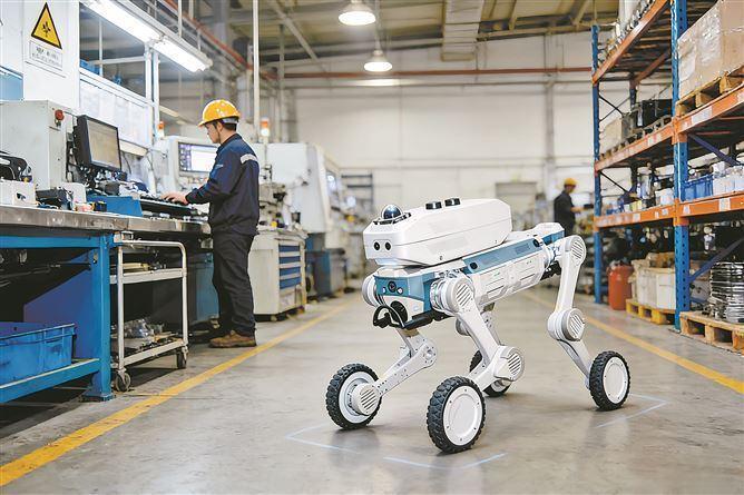 廈企造具身智能機器人，加速商業化場景落地